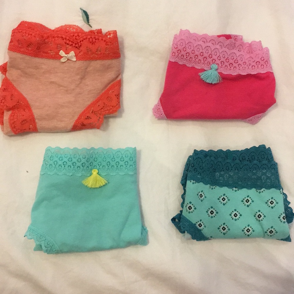 Bundle of Panties - Picture 2 of 8